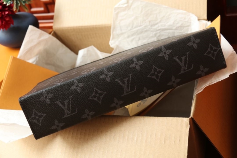 LV Clutch Bags